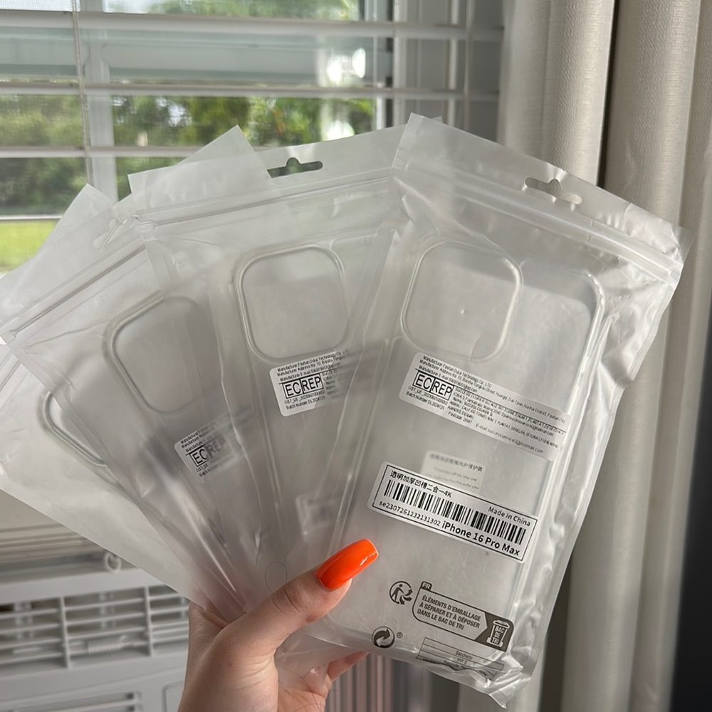 Clear Phone Cases for iPhone 16 Pro Max BRAND NEW pack of 4